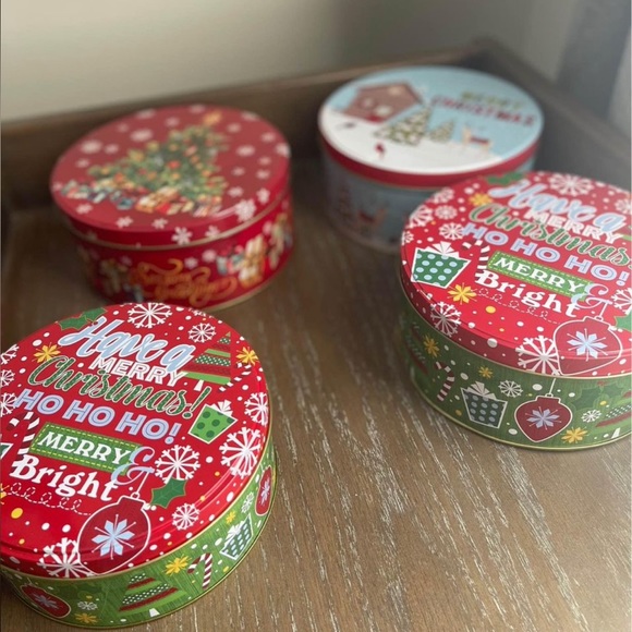 Christmas Tins (4) - Picture 2 of 3
